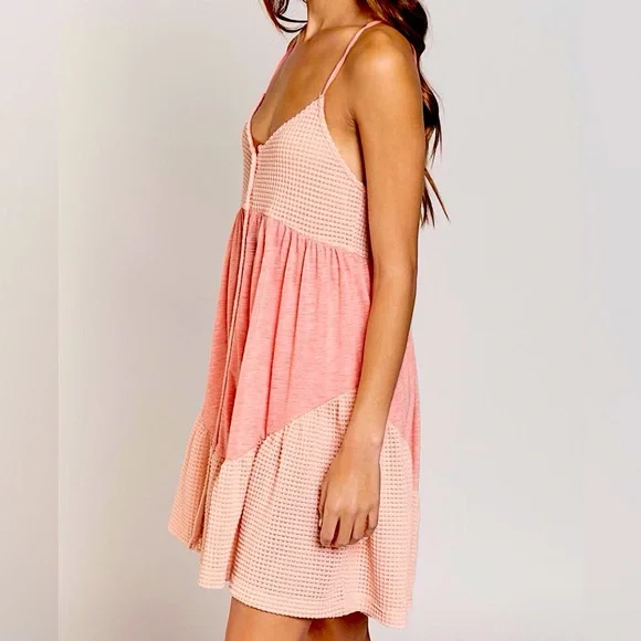 POL Coral Pink Mini Flowy Sundress - Picture 4 of 14